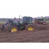 John Deere 3140
